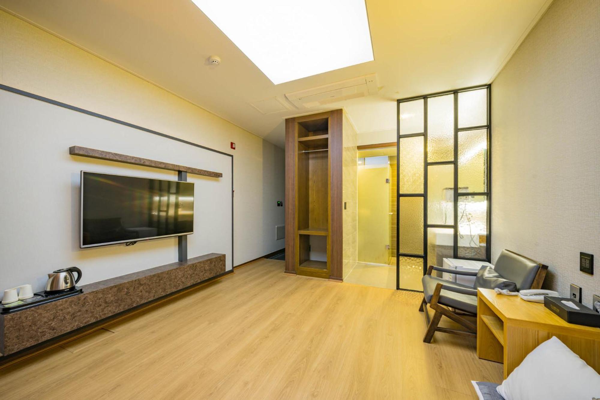Yeosu Stay Hotel Pokoj fotografie