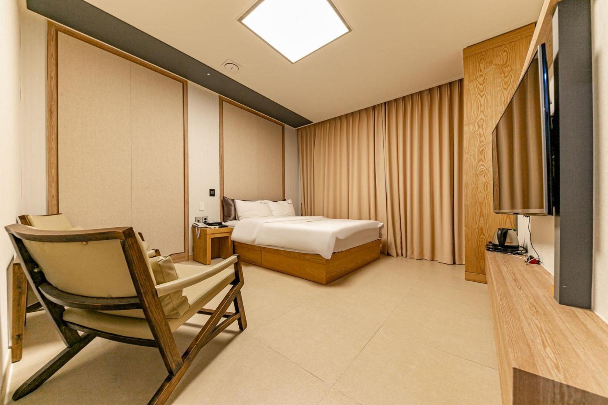 Yeosu Stay Hotel Pokoj fotografie