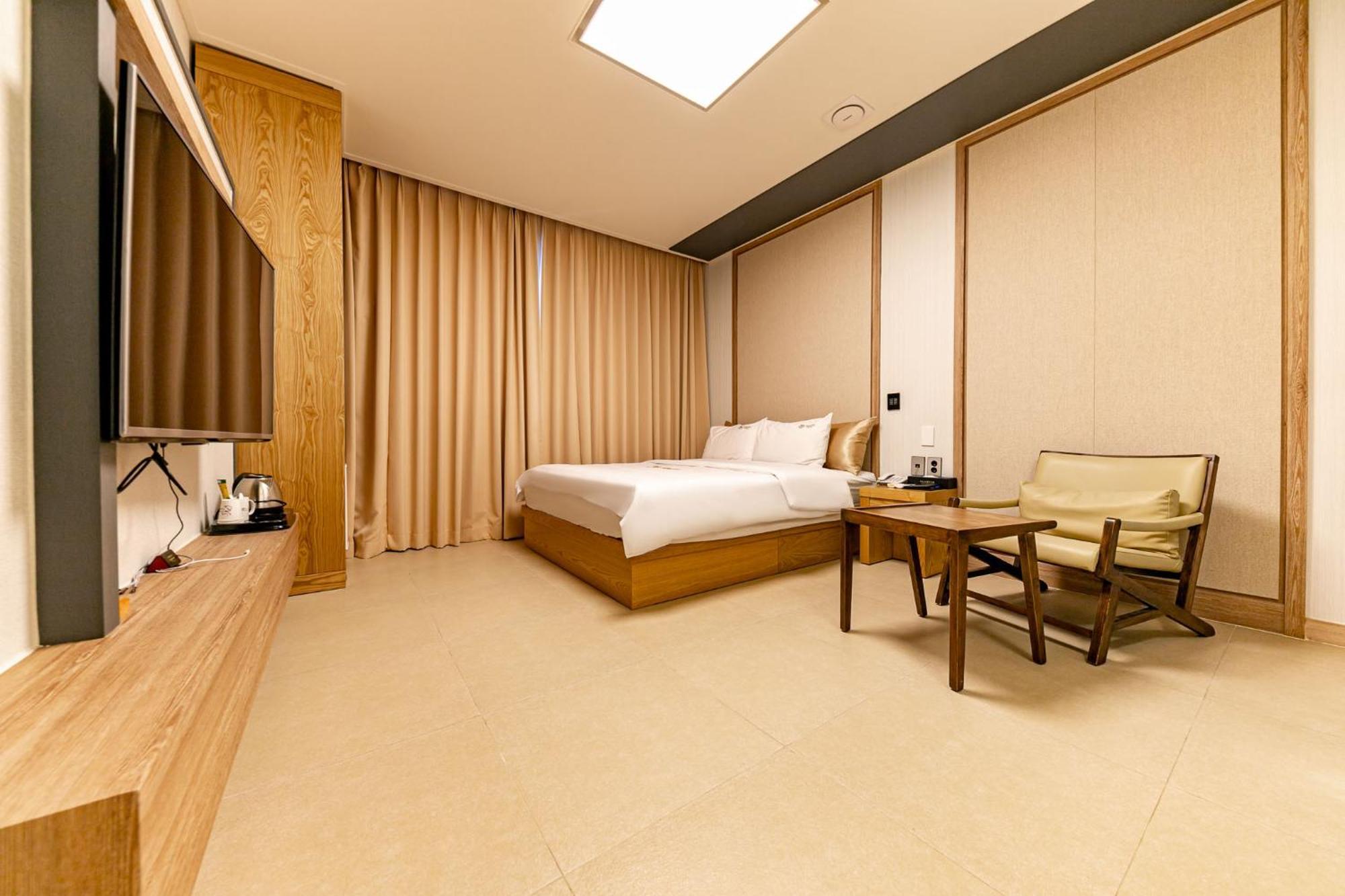 Yeosu Stay Hotel Pokoj fotografie